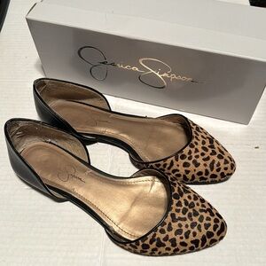 Jessica Simpson Black/Tan Connie2 Flats Size 8M